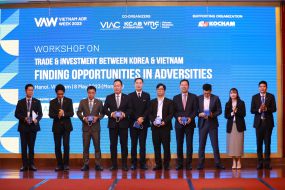 Hội thảo “Thương mại và Đầu tư giữa Hàn Quốc – Việt Nam: Tìm kiếm cơ hội trong nghịch cảnh”